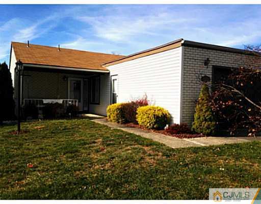 37 Haddon Road Monroe Township, NJ 08831 - Photo 2 of 19 Gallery Image 2