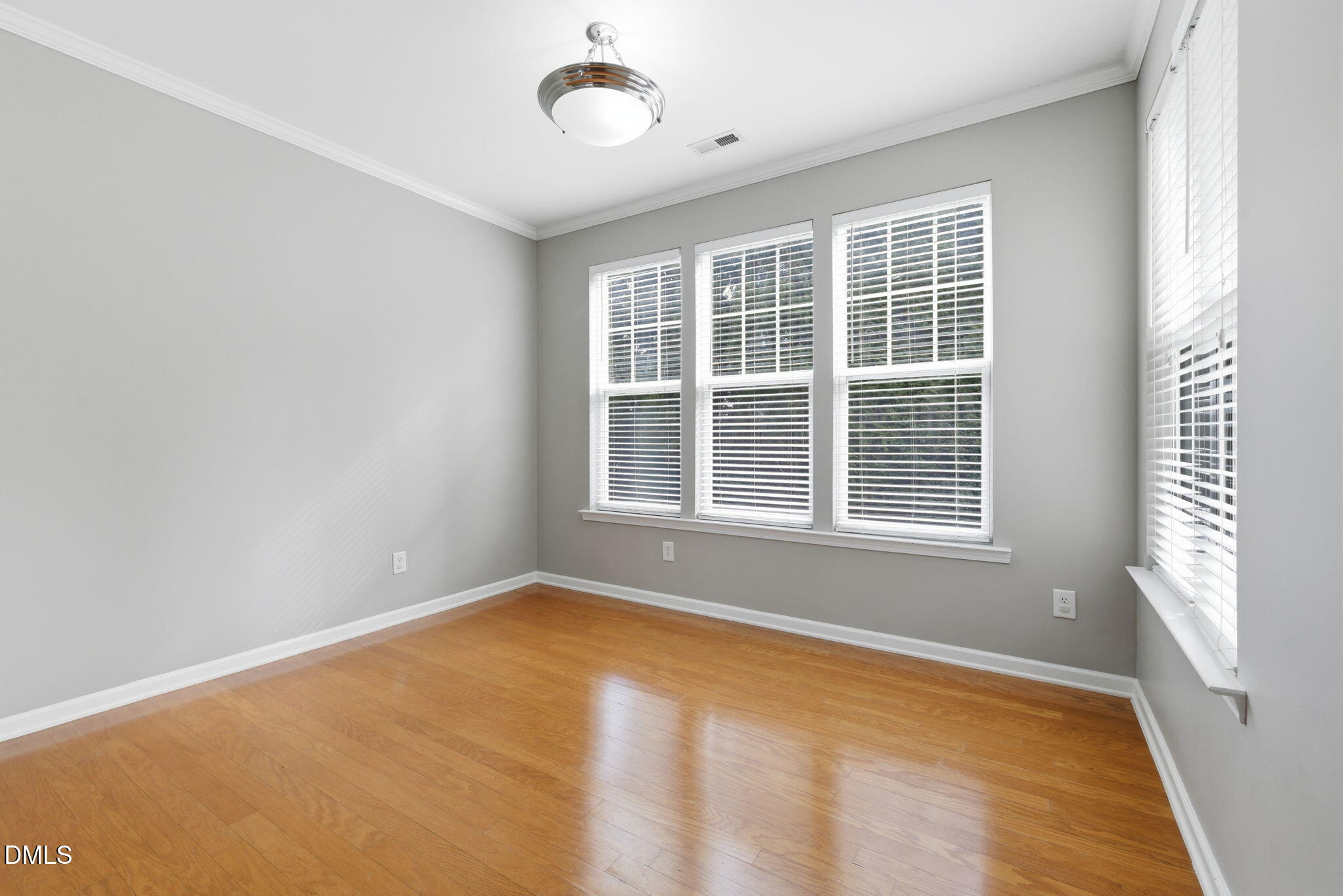 5003 Celtic Court Raleigh, NC 27612 - Photo 13 of 45 14-web-or-mls-DX3A2653