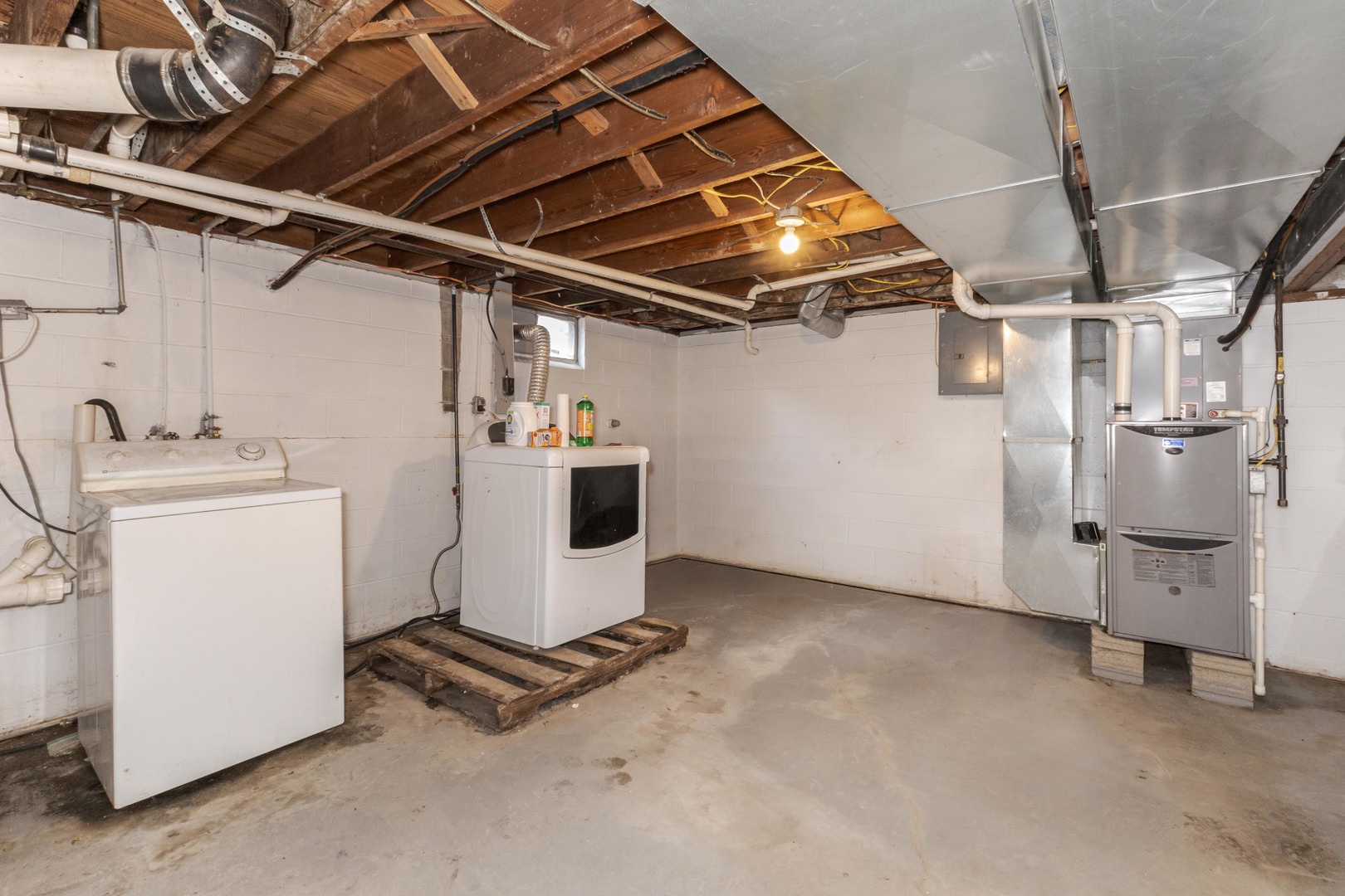 413 East Timber Street Pontiac, IL 61764 - Photo 27 of 36 a view of a storage & utility room