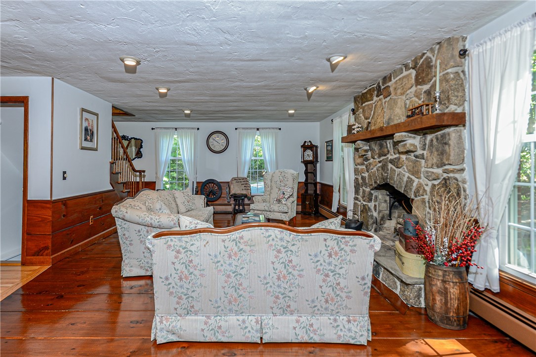 132 Sheffield Hill Road Exeter, RI 02822 - Photo 11 of 36