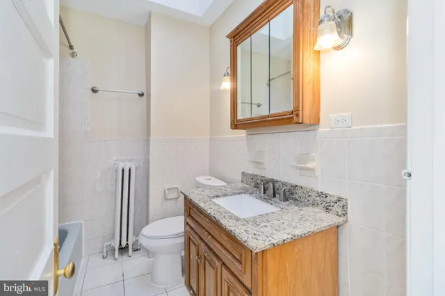 $1,800 | 1929 West Sparks Street, Philadelphia, PA 19141