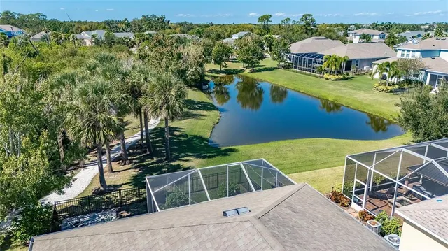 $464,000 | 5128 Admiral Pointe Drive, Apollo Beach, FL 33572