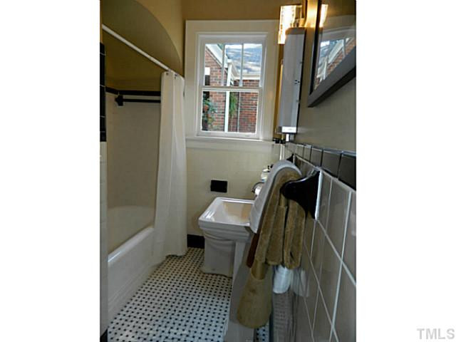 1415 Wake Forest Road Raleigh, NC 27604 - Photo 20 of 24 Photo 20