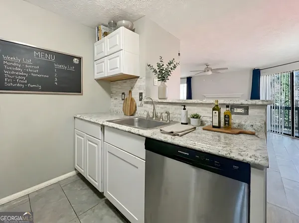 $149,500 | 6379 Wedgeview Court, Tucker, GA 30084