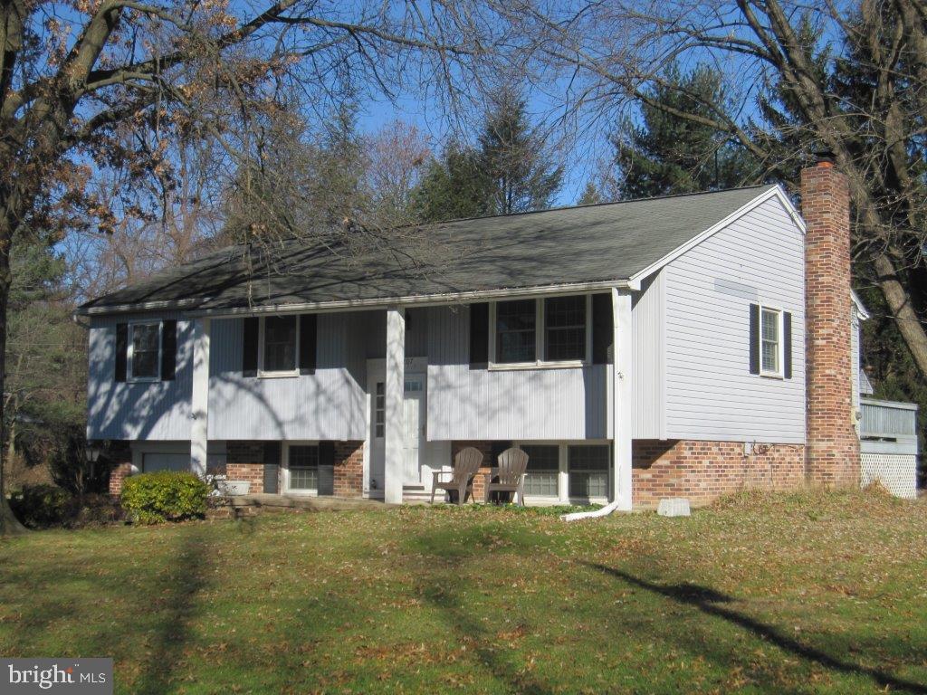 3207 Randy Road Lancaster, PA 17601 - Photo 1 of 25 Gallery Image 1