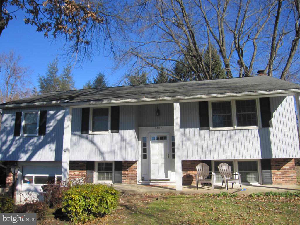 3207 Randy Road Lancaster, PA 17601 - Photo 2 of 25 Gallery Image 2