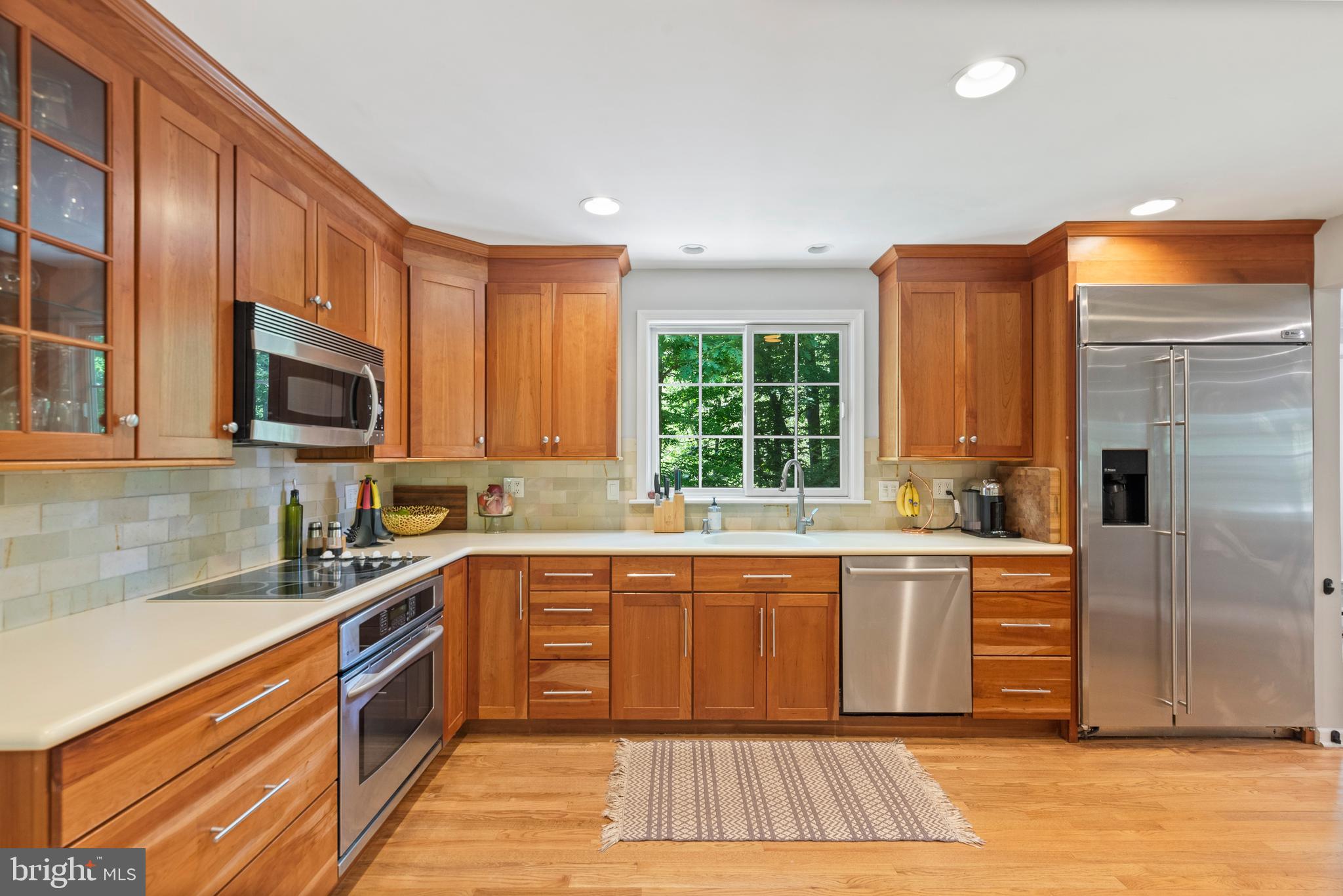 13 Spring Hollow Road Wayne, PA 19087 - Photo 7 of 34 Built-in commercial refrigerator