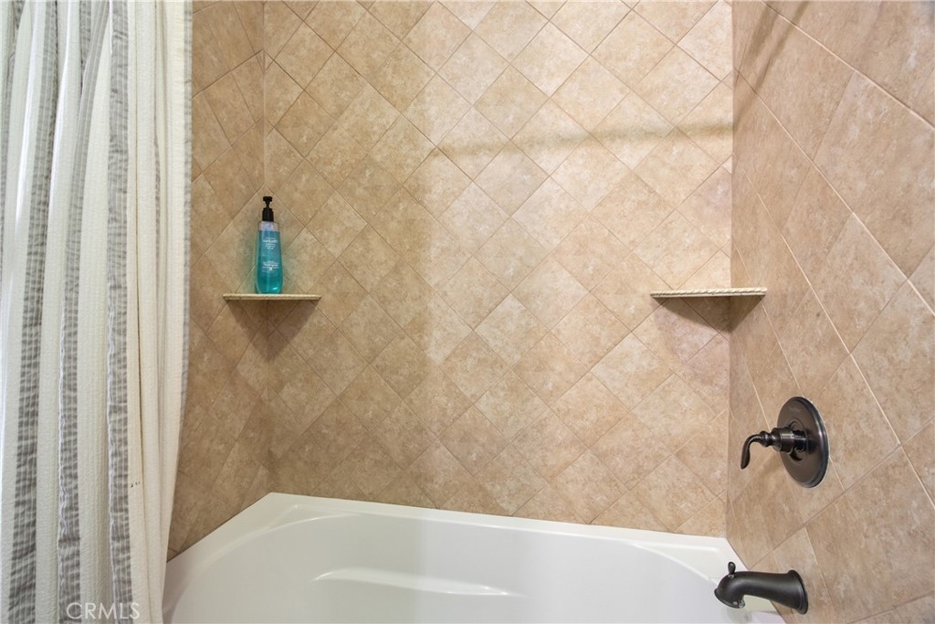 44195 Vía Horca Temecula, CA 92590 - Photo 40 of 74 a bathroom with a shower