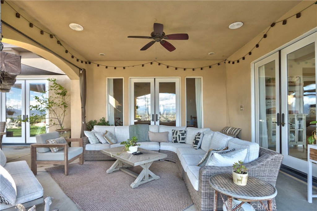44195 Vía Horca Temecula, CA 92590 - Photo 48 of 74 a living room with furniture and a large window