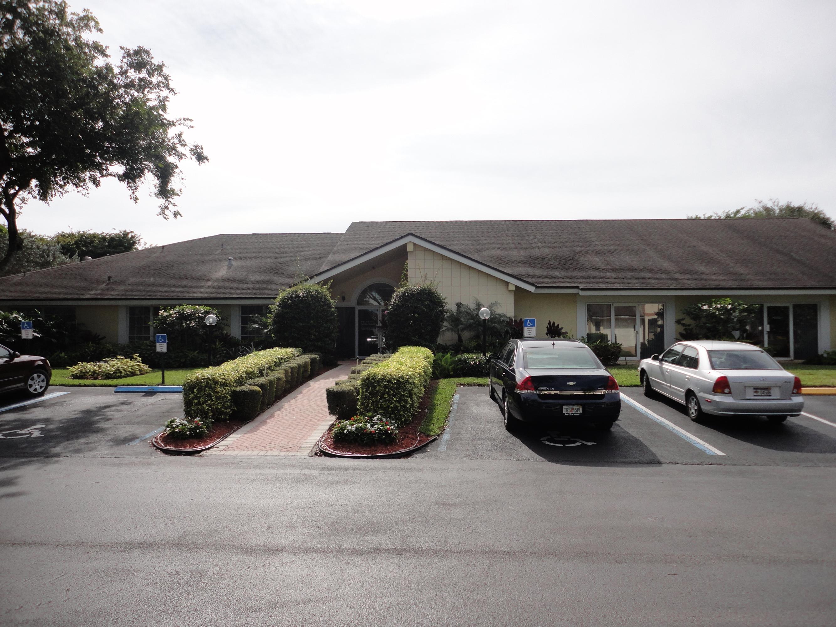 8946 Meadowlark Way, Unit D Boca Raton, FL 33496 - Photo 19 of 32 Parklane Clubhouse