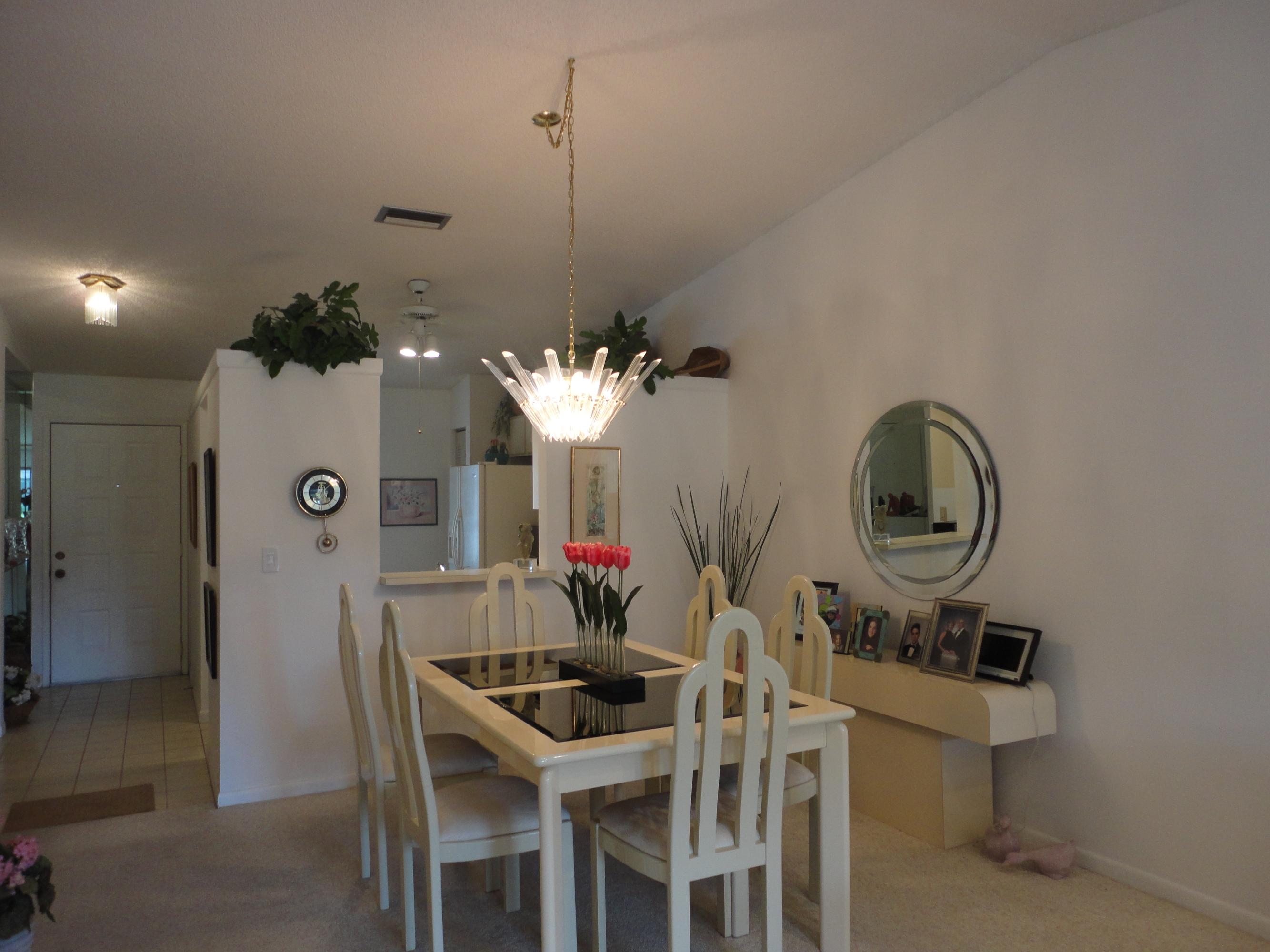 8946 Meadowlark Way, Unit D Boca Raton, FL 33496 - Photo 8 of 32 Dining Room