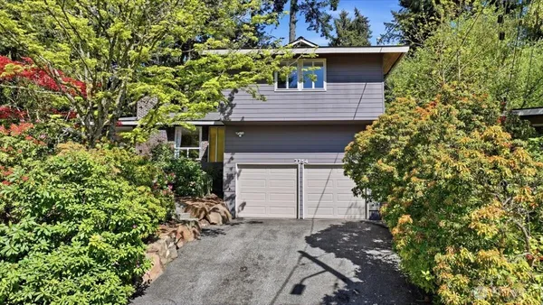 $1,100,000 | 3754 Northeast 194th Street, Lake Forest Park, WA 98155
