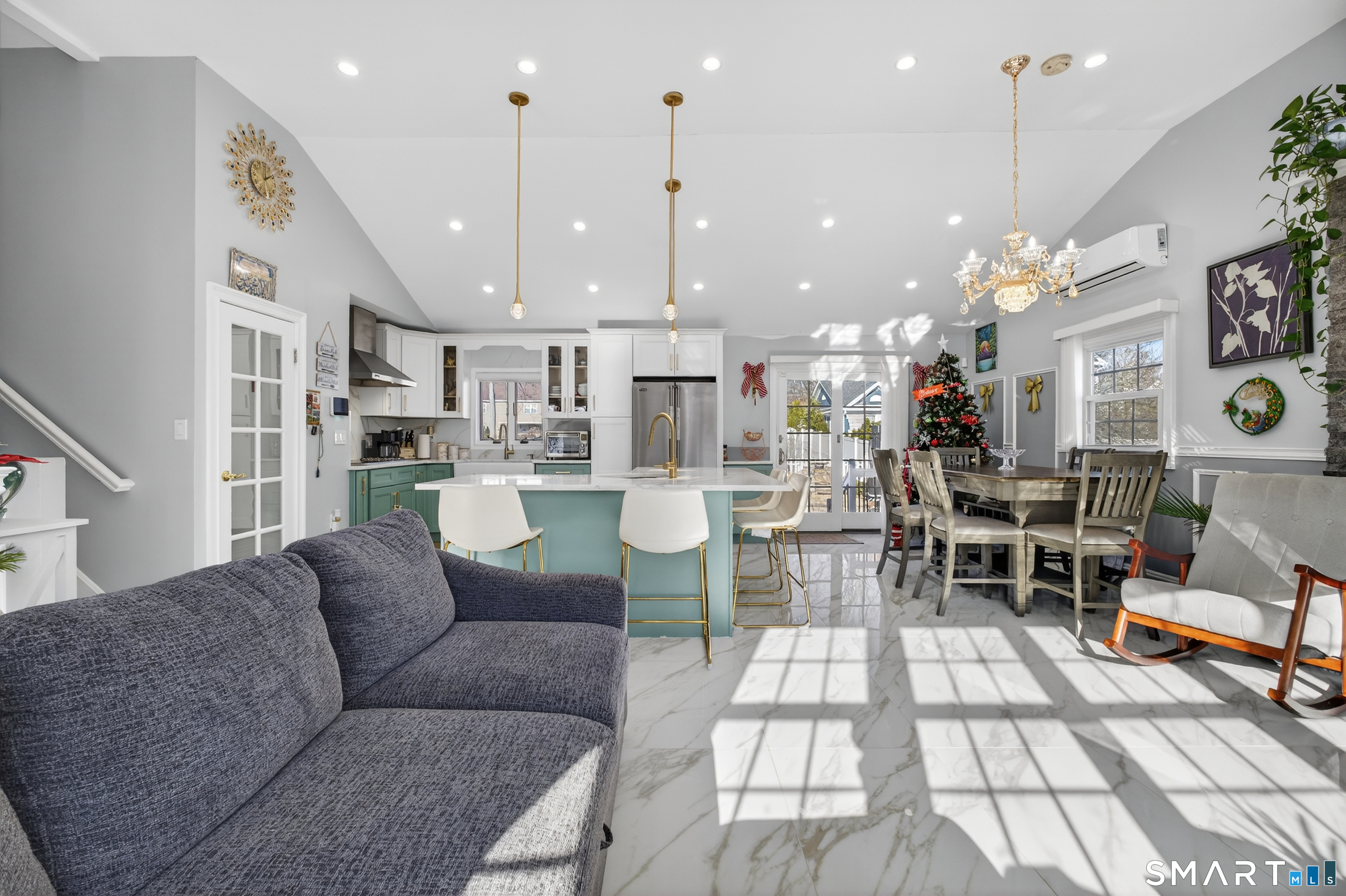 120 Clark Street Bridgeport, CT 06606 - Photo 5 of 37