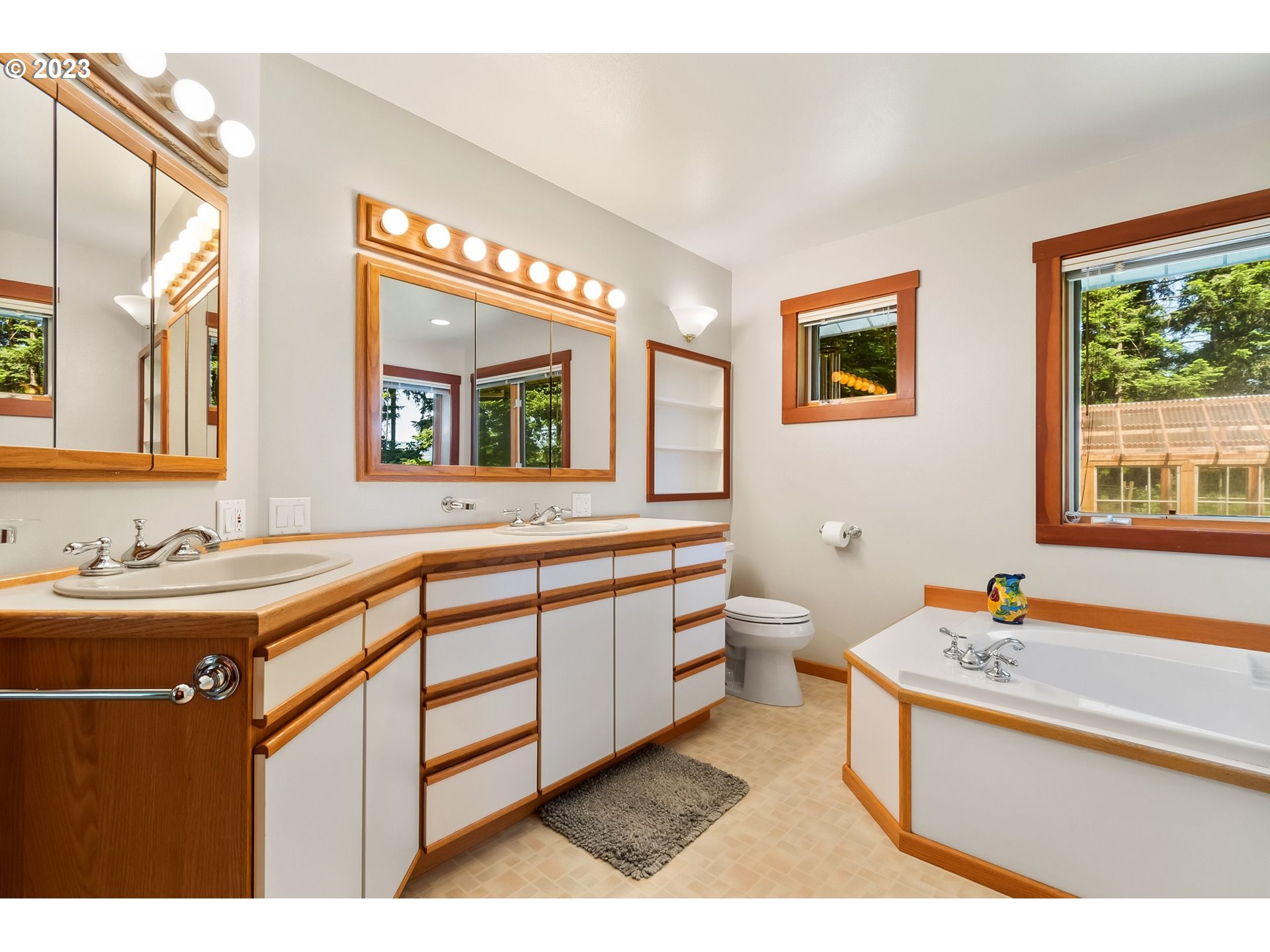 81 Hood Road Underwood, WA 98651 - Photo 14 of 38 Gallery Image 14
