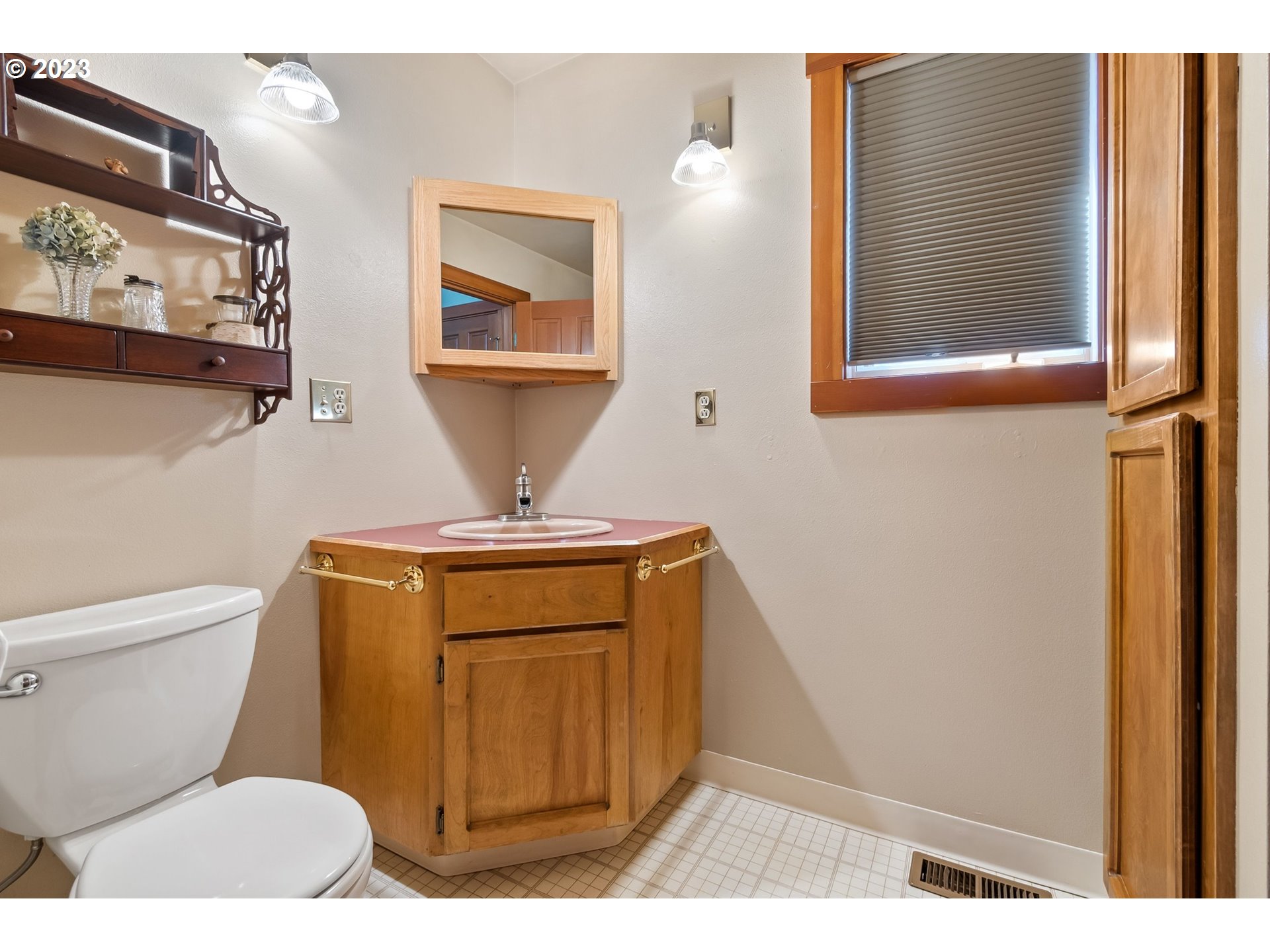 81 Hood Road Underwood, WA 98651 - Photo 17 of 38 Gallery Image 17