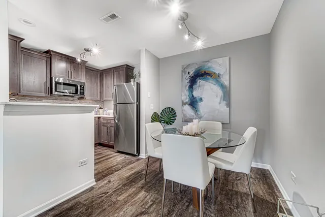 $3,349 | 144 Brahms Court, Unit 144, Wheaton, IL 60189