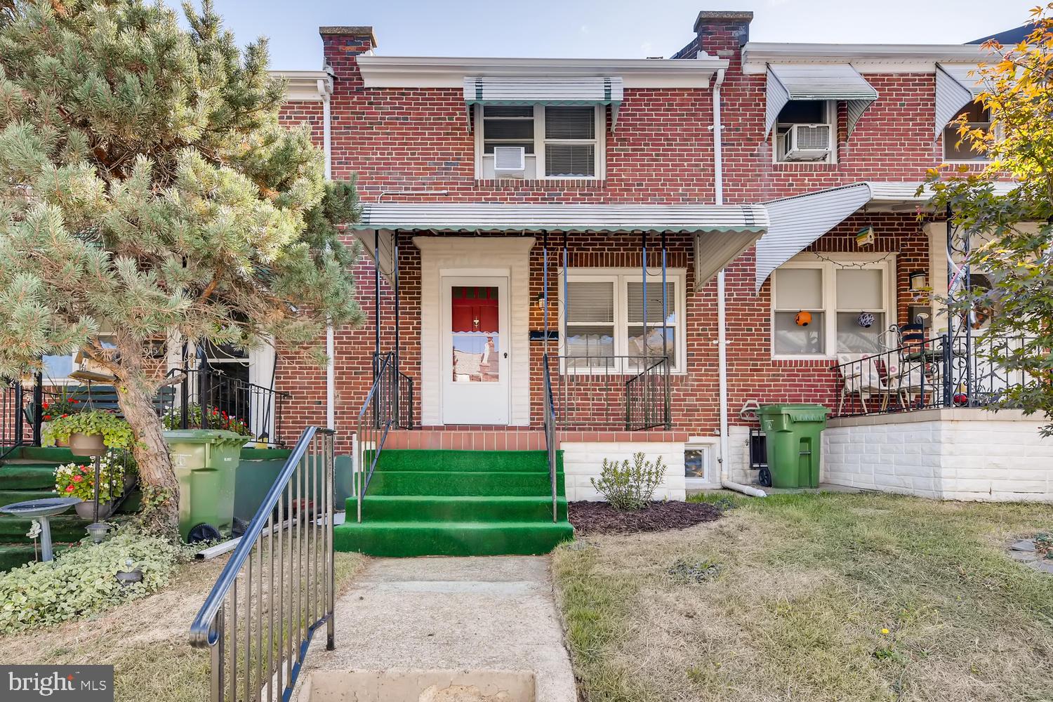 3927 Colchester Road Baltimore, MD 21229 - Photo 1 of 33 Front