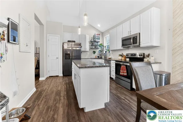 $474,999 | 4466 Stole Road, Emmaus, PA 18049