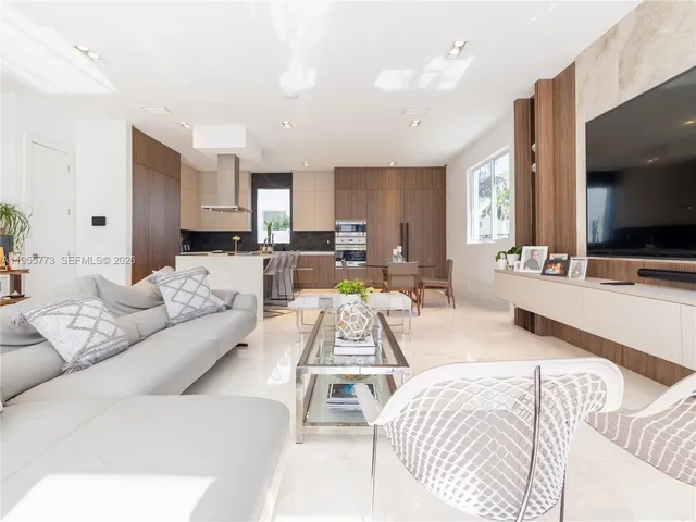 $20,000 | 7451 Northwest 103rd Court, Doral, FL 33178