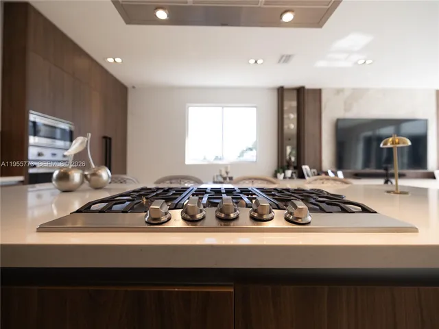 $20,000 | 7451 Northwest 103rd Court, Doral, FL 33178