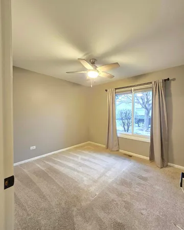 $2,300 | 7030 Park Ln Court, Unit 101, Woodridge, IL 60517