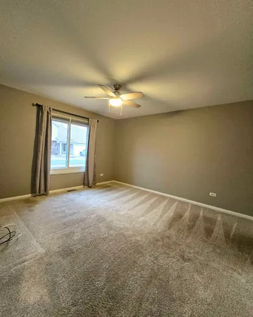 $2,300 | 7030 Park Ln Court, Unit 101, Woodridge, IL 60517