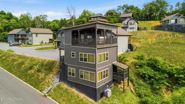 $499,000 | 1654 Veterans Boulevard, Unit 42, Sevierville, TN 37862