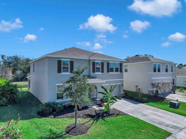 an aerial view of multiple house
