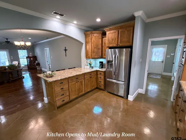 $624,000 | 15741 County Road 1100, Tyler, TX 75703