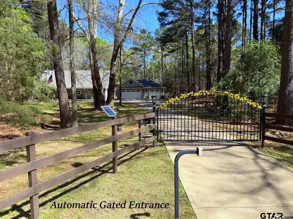 $624,000 | 15741 County Road 1100, Tyler, TX 75703