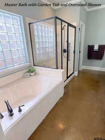 $624,000 | 15741 County Road 1100, Tyler, TX 75703