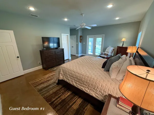 $624,000 | 15741 County Road 1100, Tyler, TX 75703