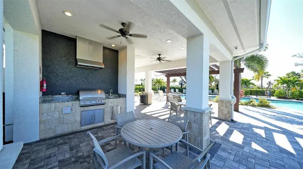 $635,000 | 15312 Shady Palms Lane, Nokomis, FL 34275