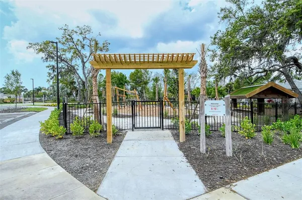$635,000 | 15312 Shady Palms Lane, Nokomis, FL 34275