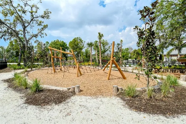 $635,000 | 15312 Shady Palms Lane, Nokomis, FL 34275