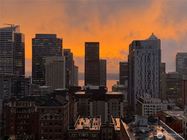 $2,300 | 1105 Spring Street, Unit 1309, Seattle, WA 98104