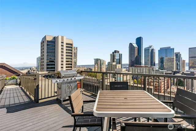 $2,300 | 1105 Spring Street, Unit 1309, Seattle, WA 98104