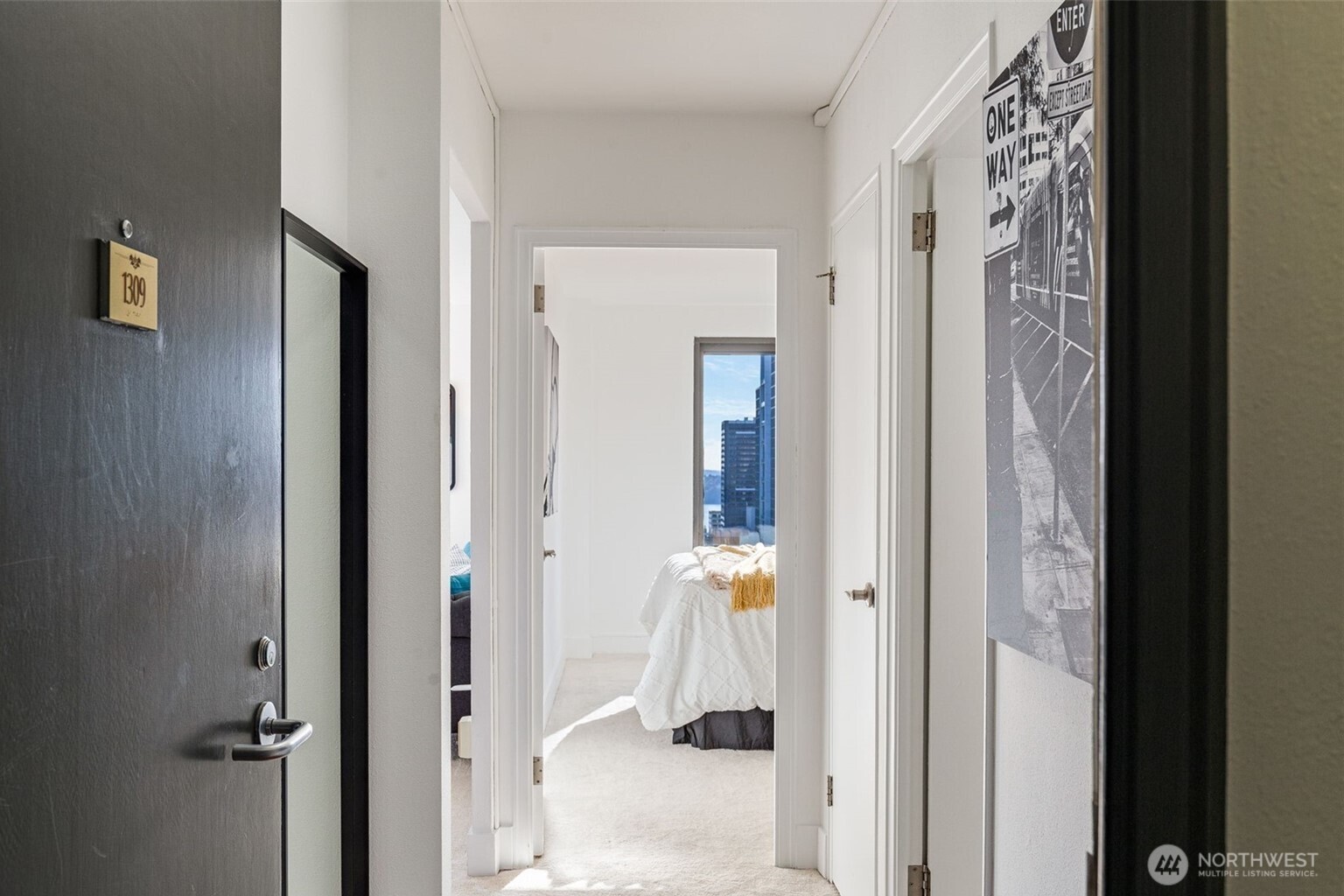 1105 Spring Street, Unit 1309 Seattle, WA 98104 - Photo 3 of 27