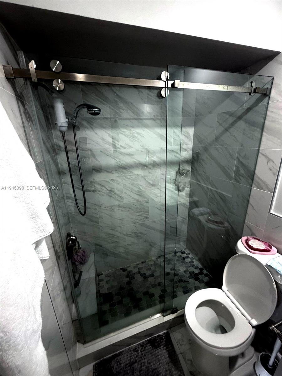 6000 Southwest 153rd Court Road Miami, FL 33193 - Photo 17 of 26