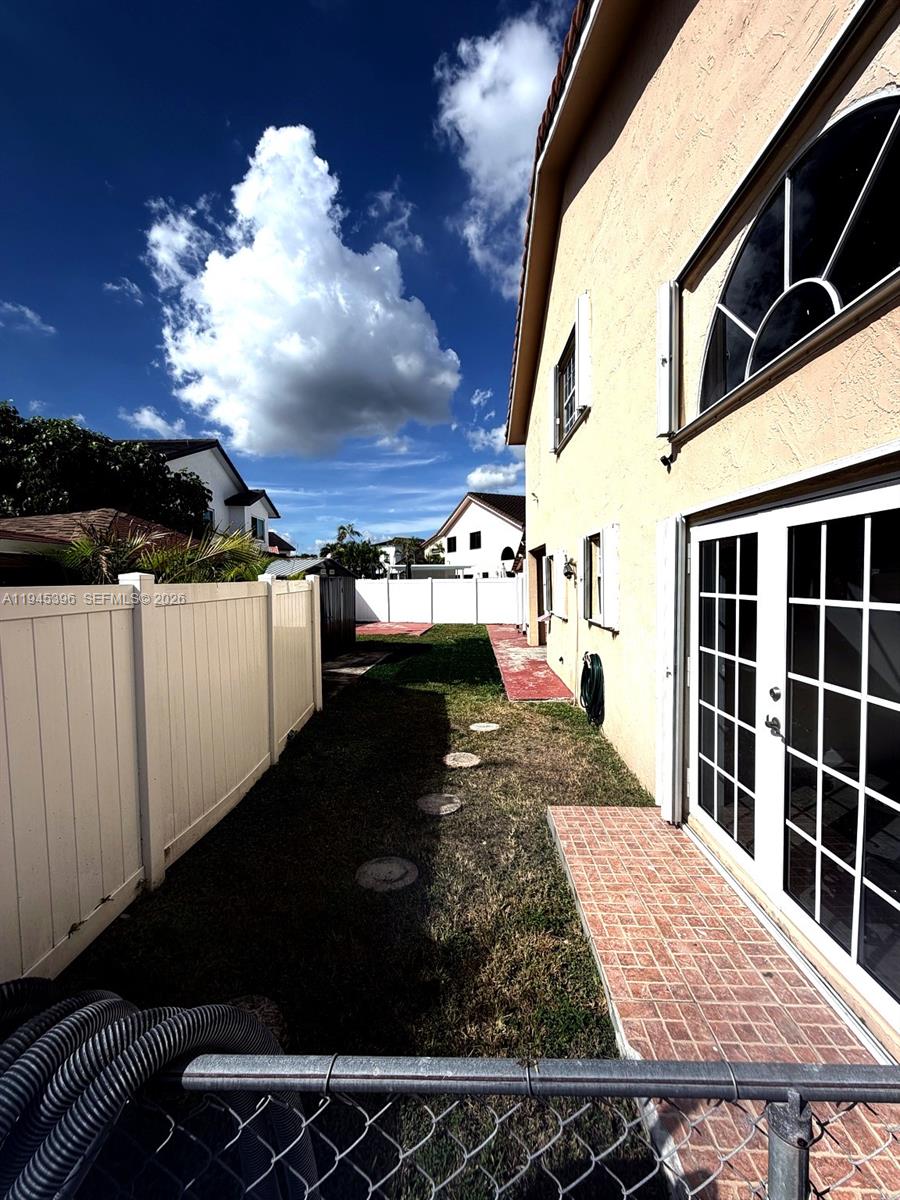 6000 Southwest 153rd Court Road Miami, FL 33193 - Photo 23 of 26