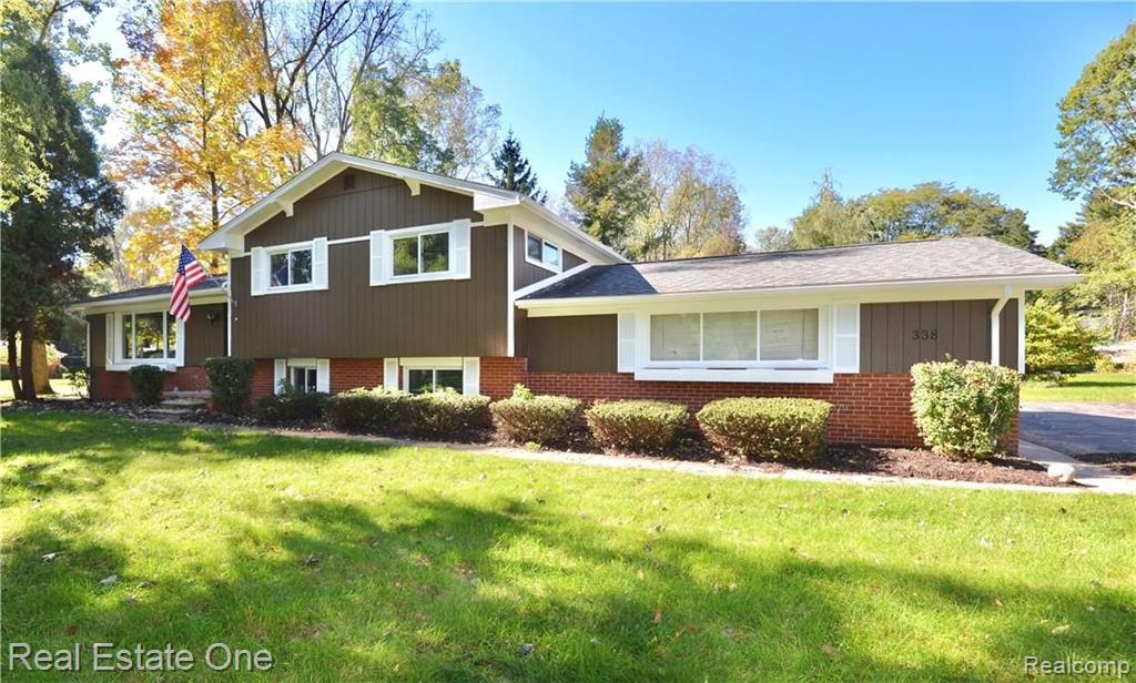 338 Randolph Road Rochester Hills, MI 48309 - Photo 2 of 26