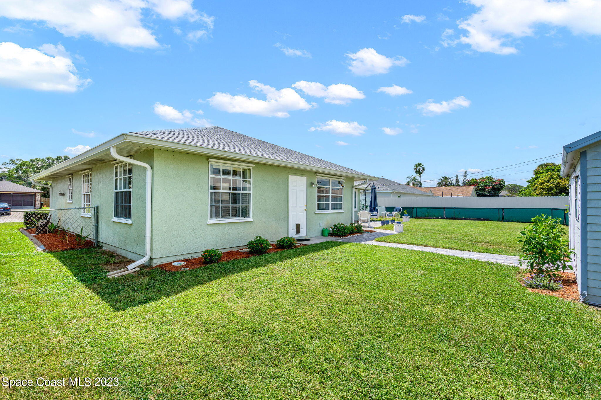 407 Godfrey Road Southeast Palm Bay, FL 32909 - Photo 19 of 25 407 Godfrey Rd - 27