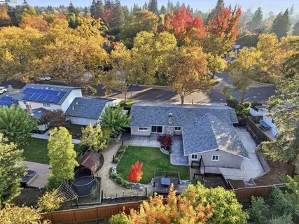 $1,988,000 | 572 Old Farm Road, Danville, CA 94526