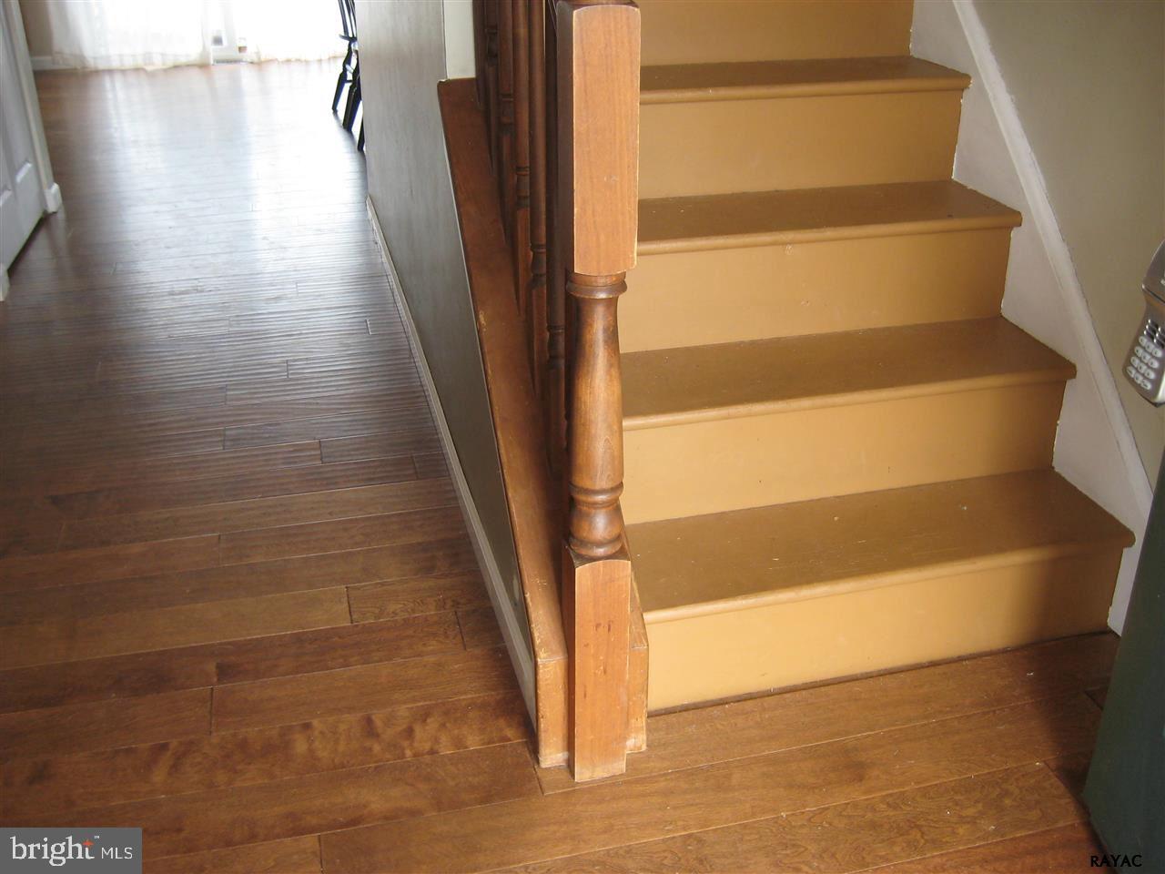 583 Sutton Road Abbottstown, PA 17301 - Photo 4 of 28 Gallery Image 4