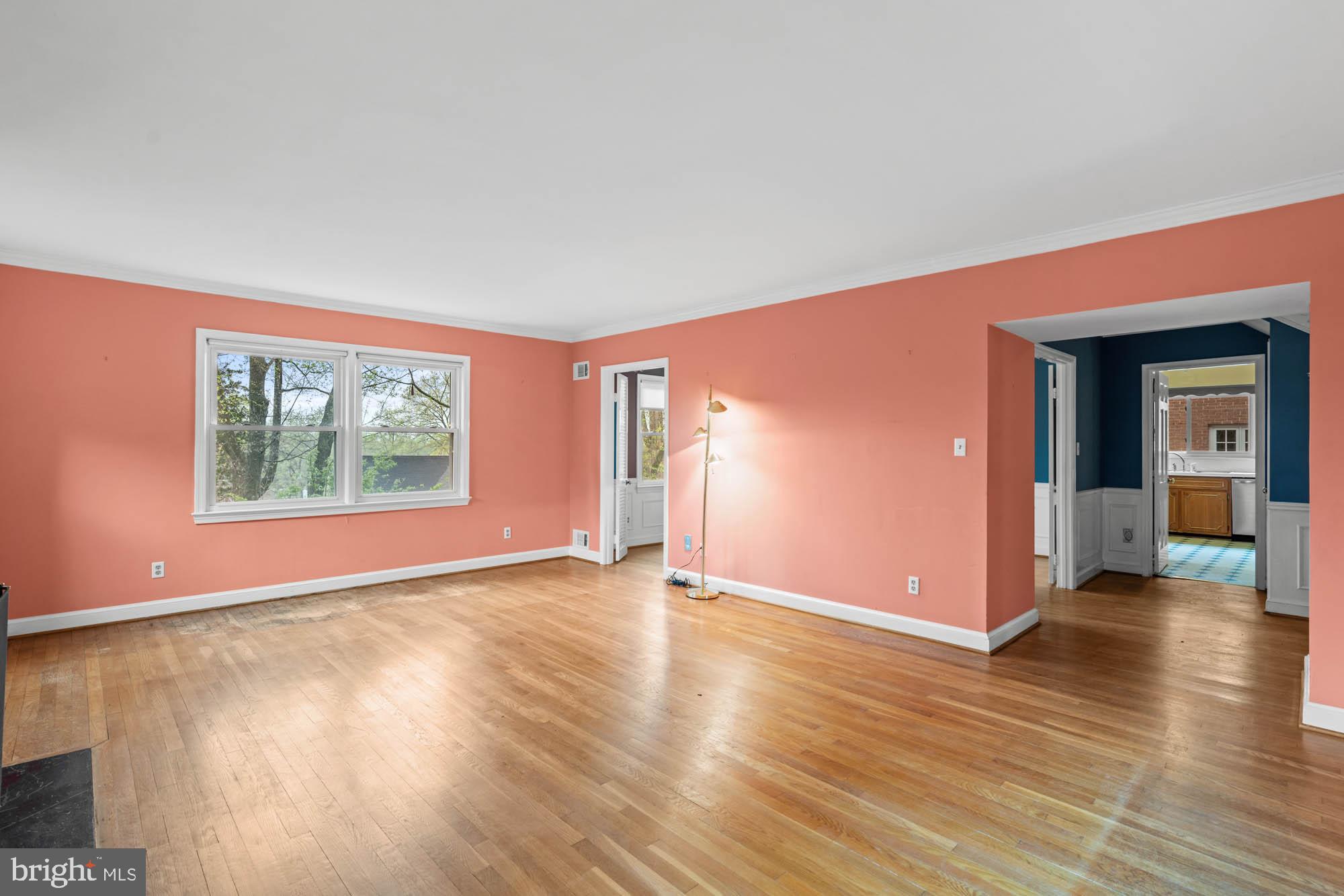 6016 Onondaga Road Bethesda, MD 20816 - Photo 12 of 92 Gallery Image 12
