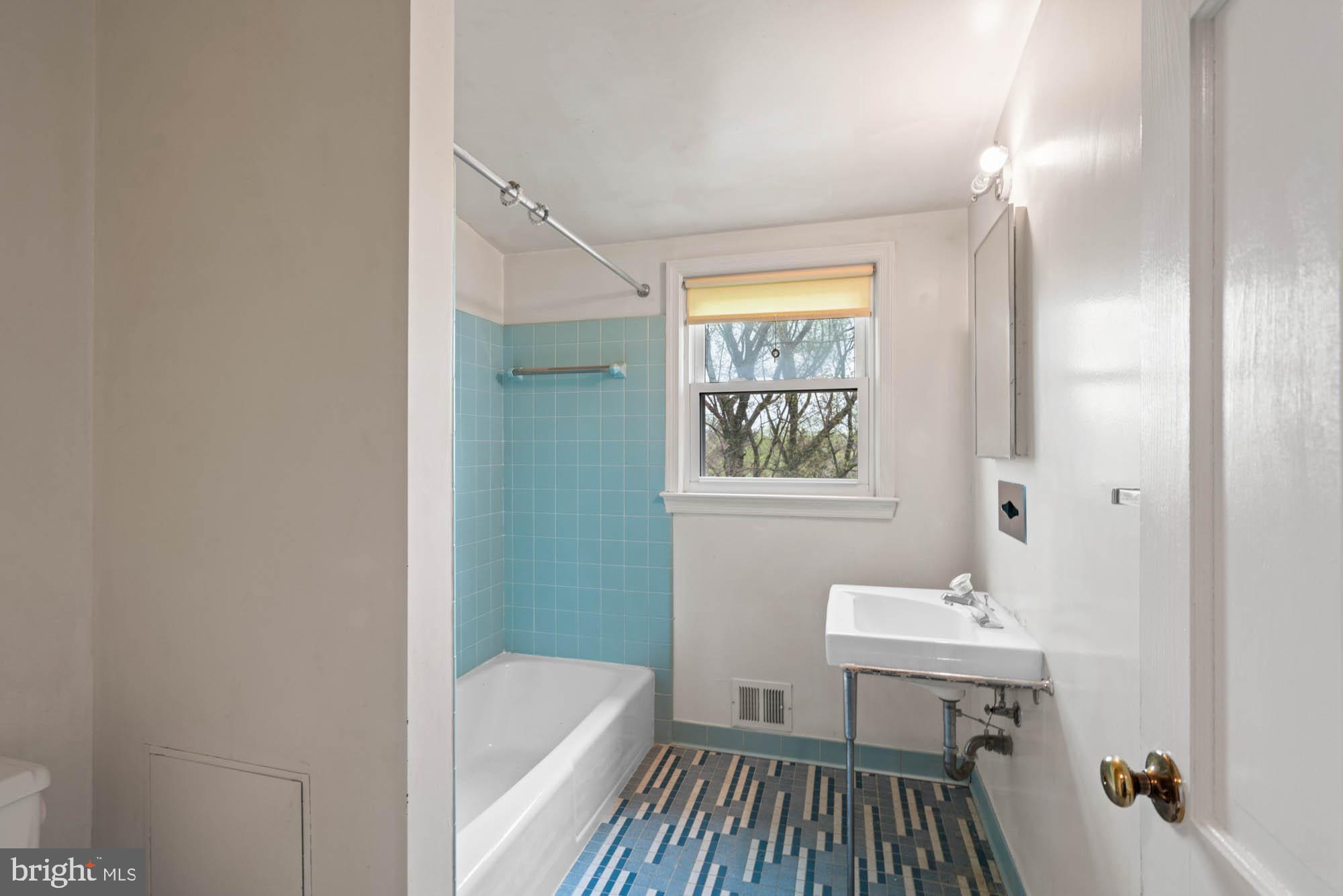 6016 Onondaga Road Bethesda, MD 20816 - Photo 59 of 92 Gallery Image 59