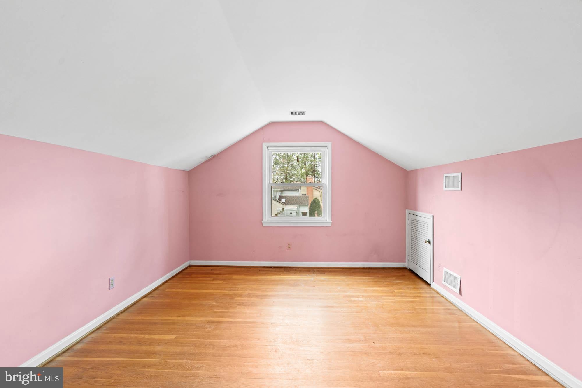 6016 Onondaga Road Bethesda, MD 20816 - Photo 63 of 92 Gallery Image 63