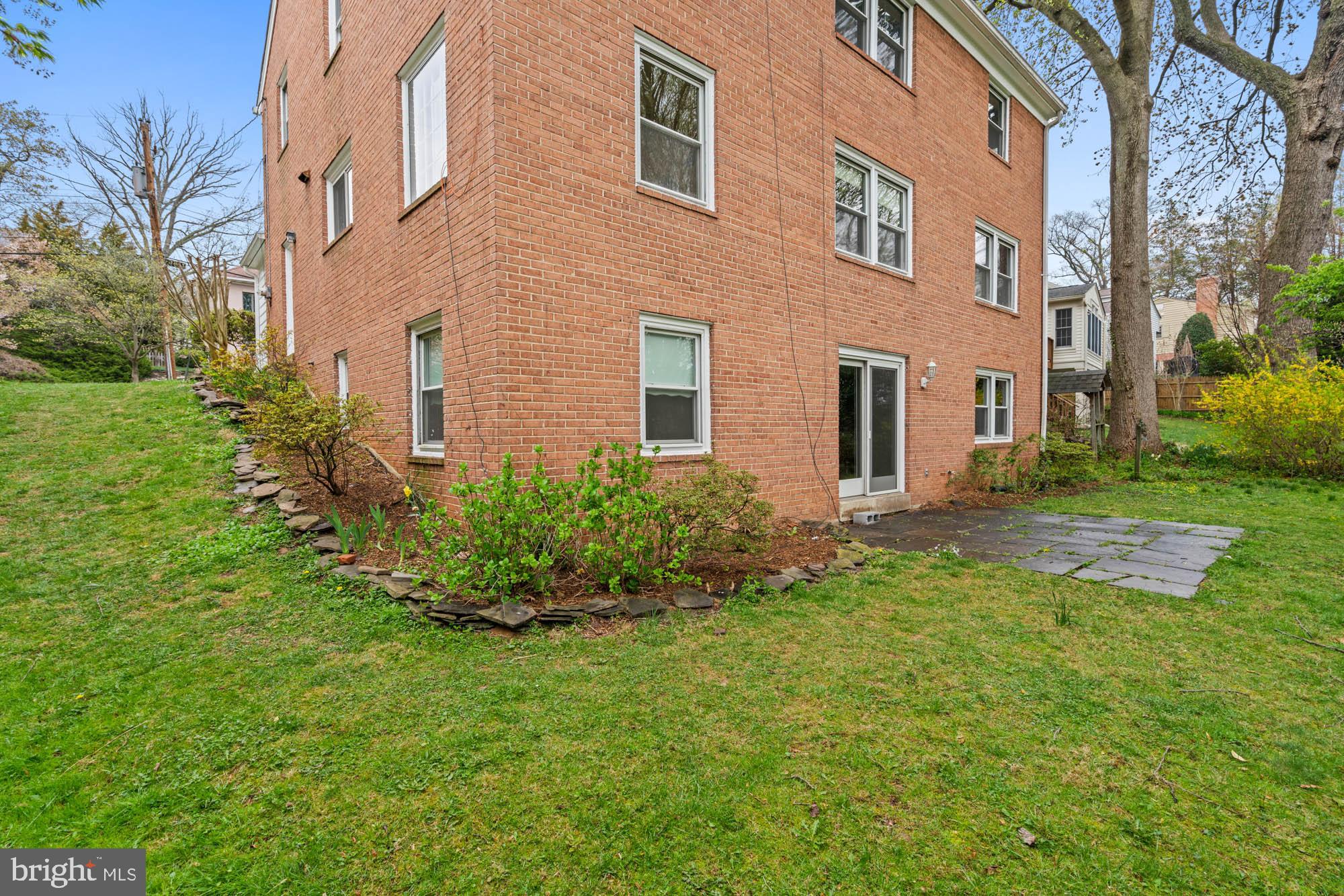 6016 Onondaga Road Bethesda, MD 20816 - Photo 84 of 92 Gallery Image 84