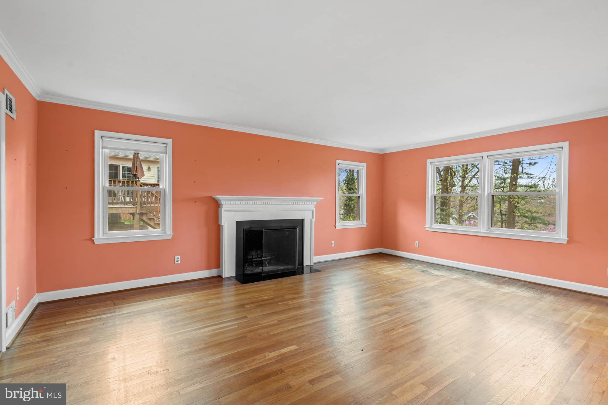 6016 Onondaga Road Bethesda, MD 20816 - Photo 10 of 92 Gallery Image 10