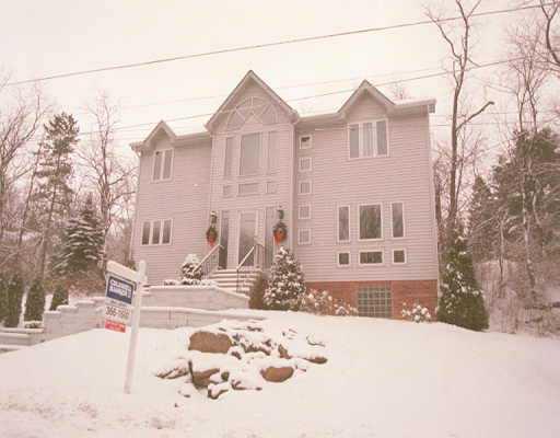 9538 Valley Road Pittsburgh, PA 15237 - Photo 1 of 1 Gallery Image 1